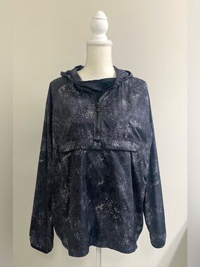 Under Armour Womens XL Black Print Hooded Pullover Windbreaker Jacket Utility